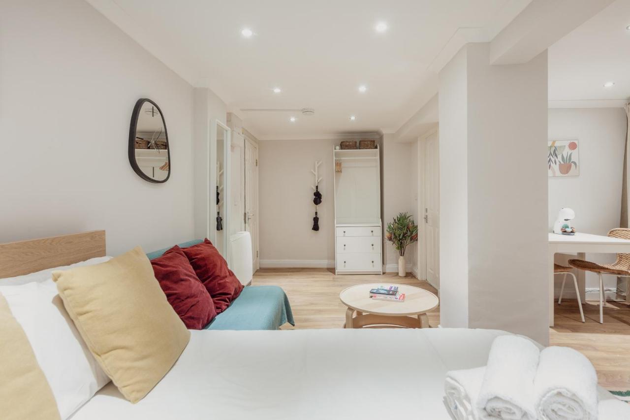 Kensington Nest Serviced Studio London Luaran gambar