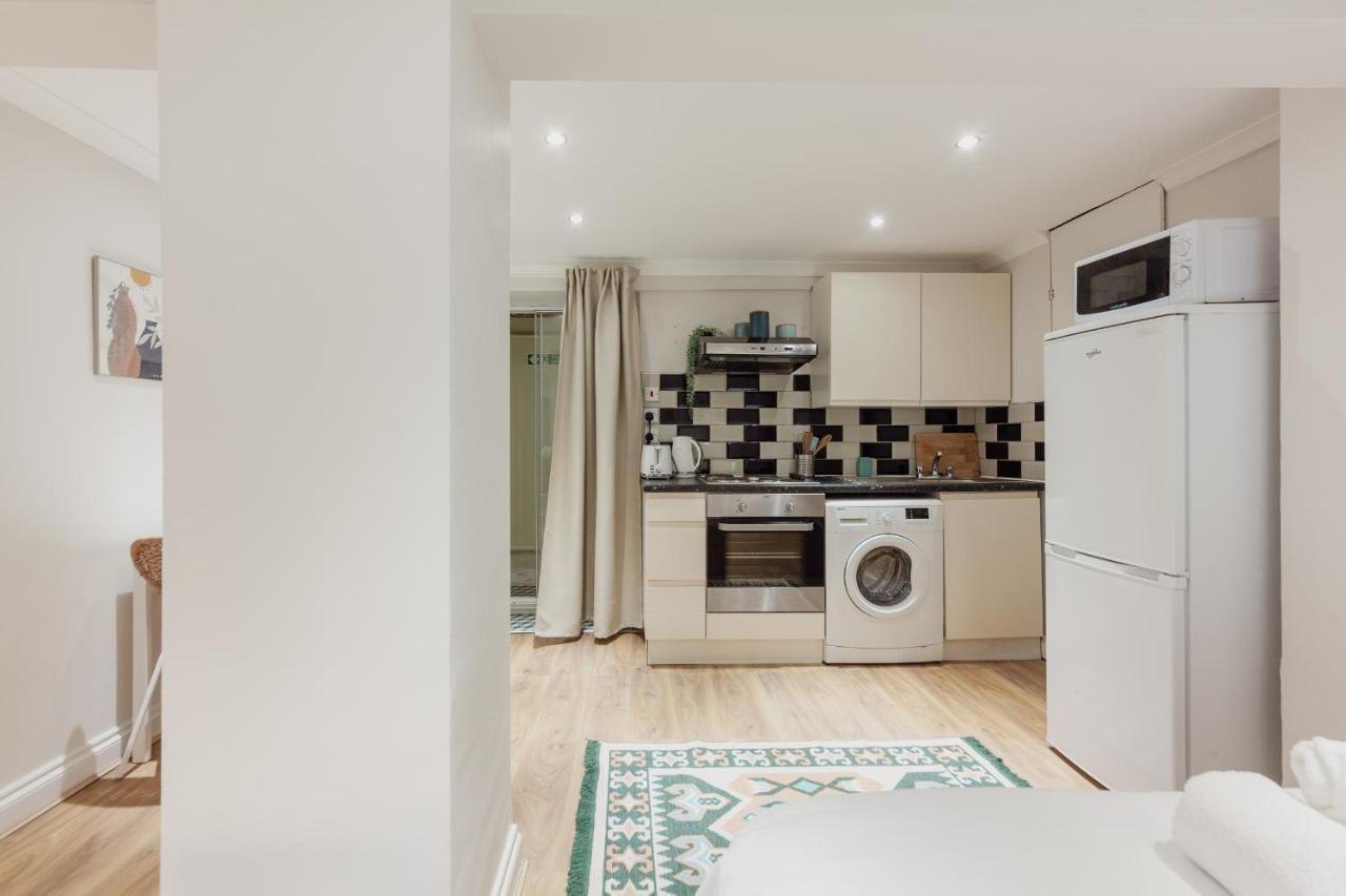 Kensington Nest Serviced Studio London Luaran gambar